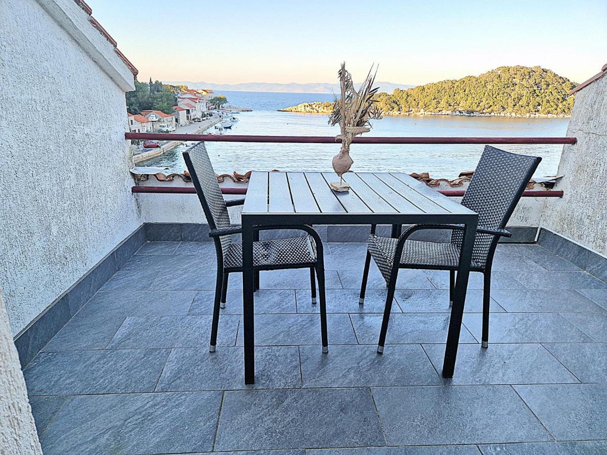 Apartments Ana Lastovo Экстерьер фото